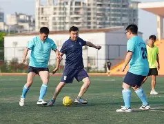 包含炙热对决引发球员斗志，全力以赴角逐胜负的词条